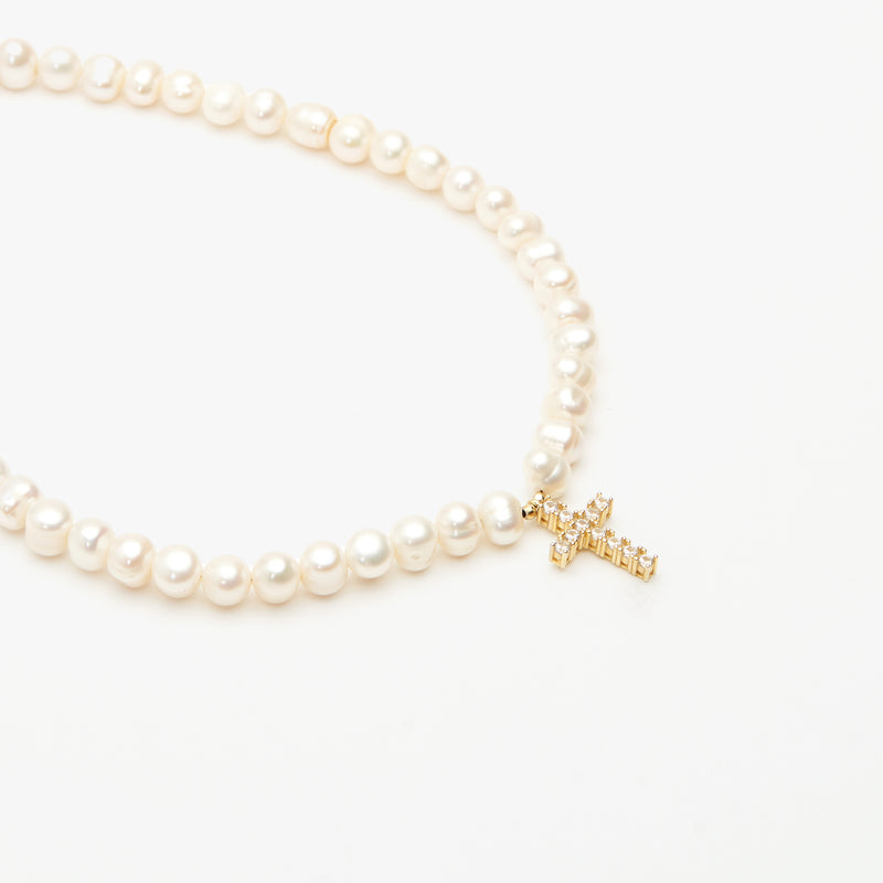 [韓国人気ジュエリー] nff crossway pearl necklace-white Silver Cross Pendants Pearl Necklace | Chung Ha - Fashion Chingu